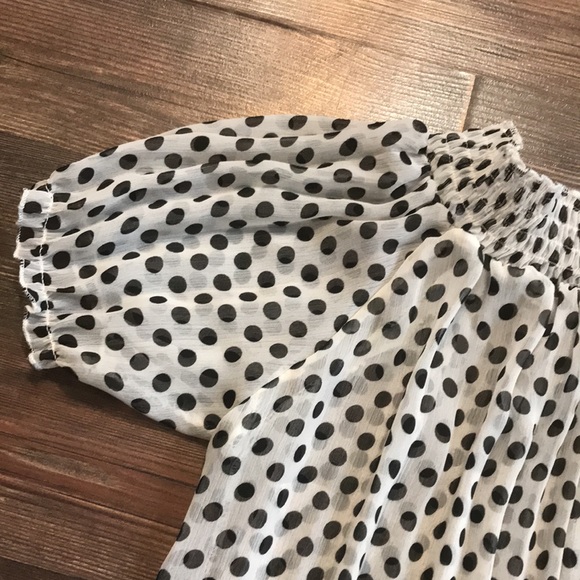 Polka dot blouse - Picture 3 of 6